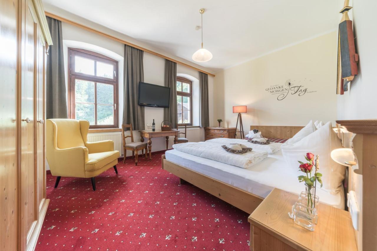 Hotel Gasthof Gribelehof Lienz Buitenkant foto