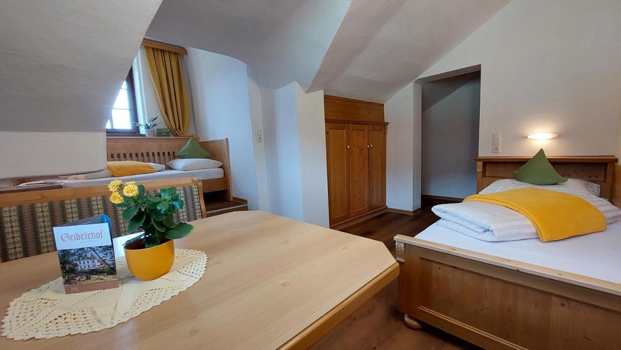 Hotel Gasthof Gribelehof Lienz Buitenkant foto