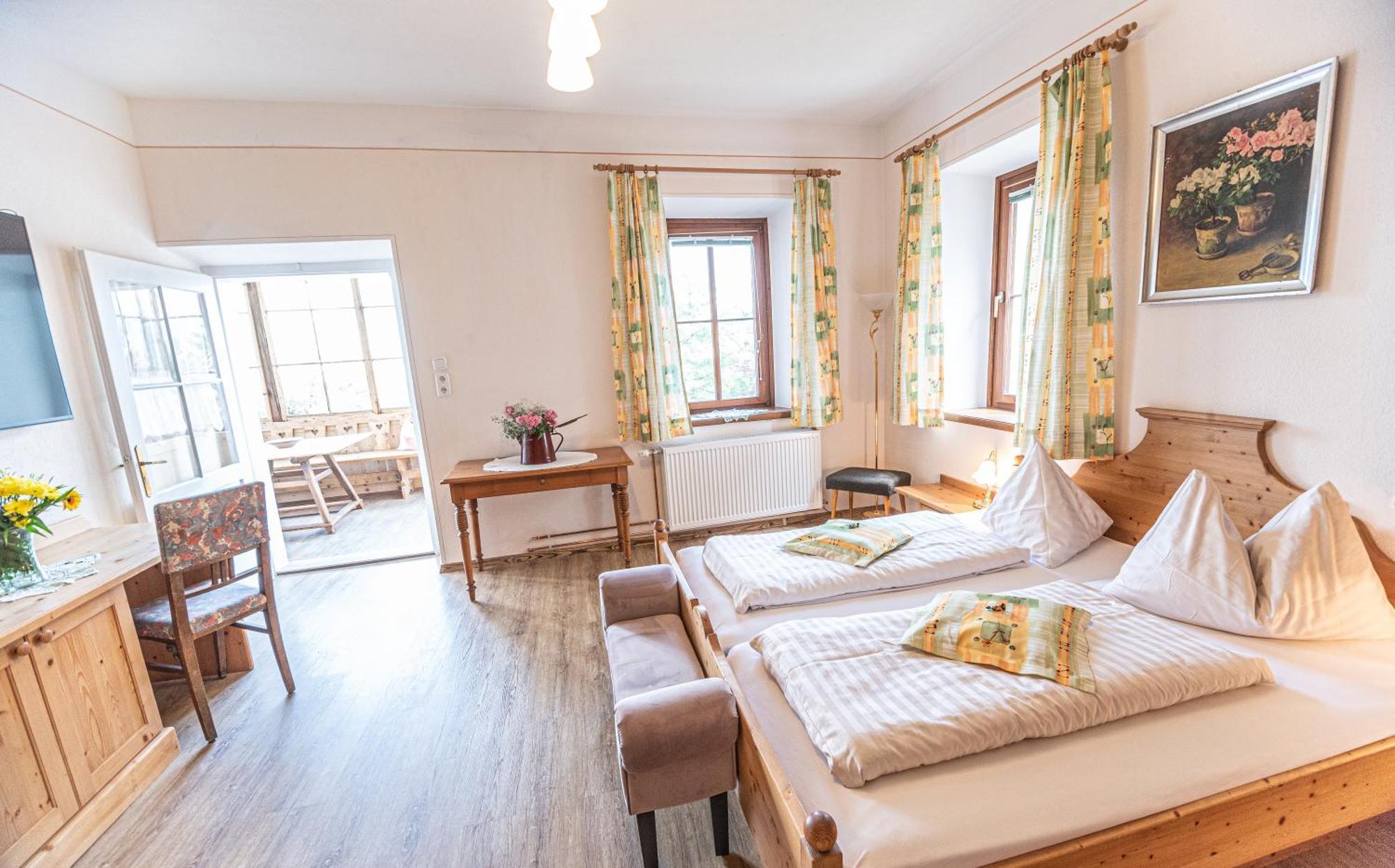 Hotel Gasthof Gribelehof Lienz Buitenkant foto